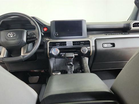 Used 2024 Toyota Tacoma TRD Off-Road image 13