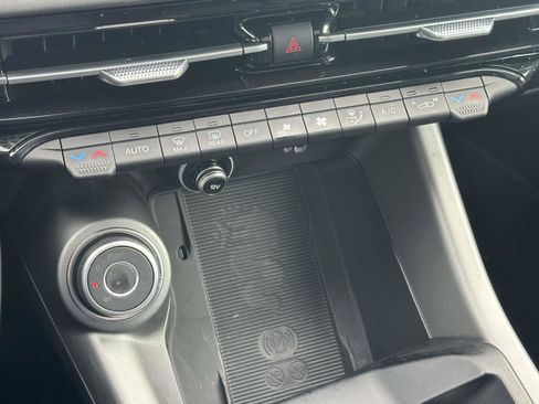 Used 2024 Alfa Romeo Tonale Ti image 29