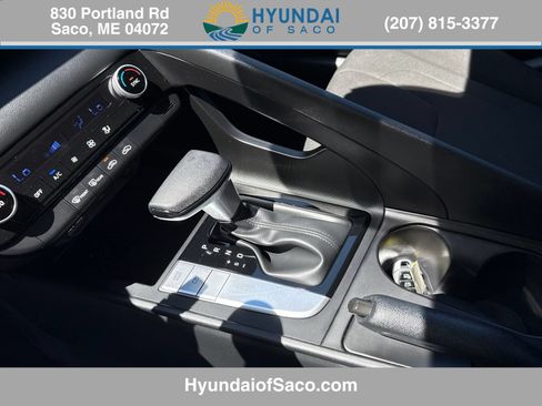 Used 2023 Hyundai Elantra SEL w/ Winter Weather Package FWD image 17