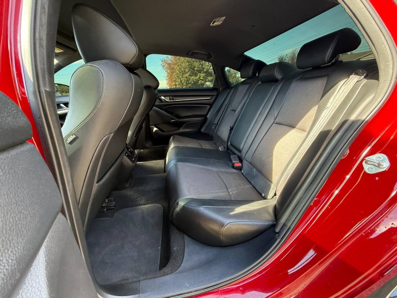 Used 2022 Honda Accord Sport image 11
