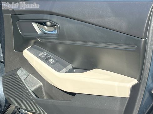 Used 2023 Honda Accord EX image 31