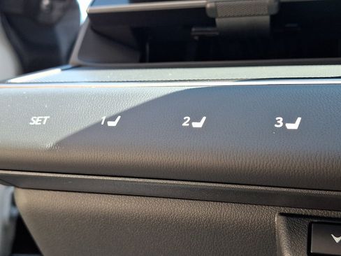 New 2026 Lexus ES 350h AWD image 12