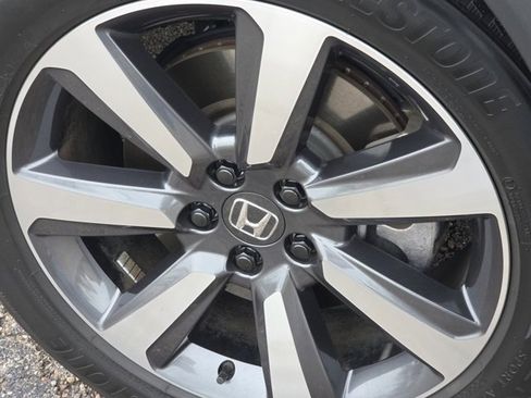 Used 2023 Honda Pilot Elite image 19