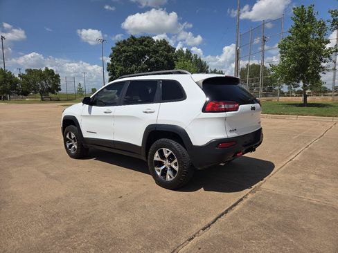 Used 2014 Jeep Cherokee Trailhawk w/ Comfort/Convenience Group AWD/4WD image 7