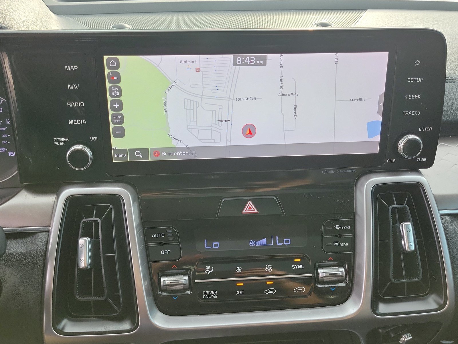 Used 2022 Kia Sorento EX w/ Panoramic Sunroof Package FWD image 24