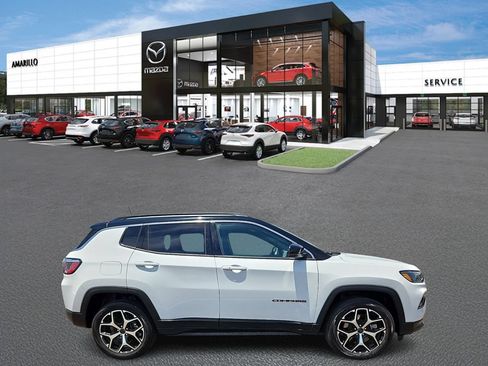Used 2025 Jeep Compass Limited AWD/4WD image 5