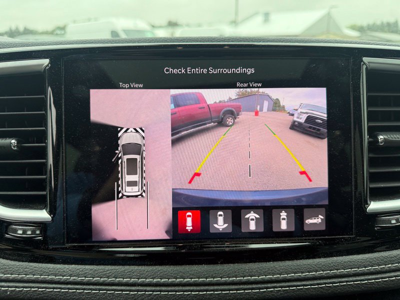 Used 2023 Chrysler Pacifica Limited w/ Uconnect Theater Family Group AWD/4WD image 13