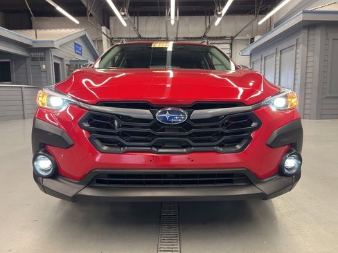 Used 2024 Subaru Crosstrek 2.0i Premium image 2