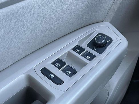 Used 2019 Volkswagen Atlas SE w/ Towing Package image 23