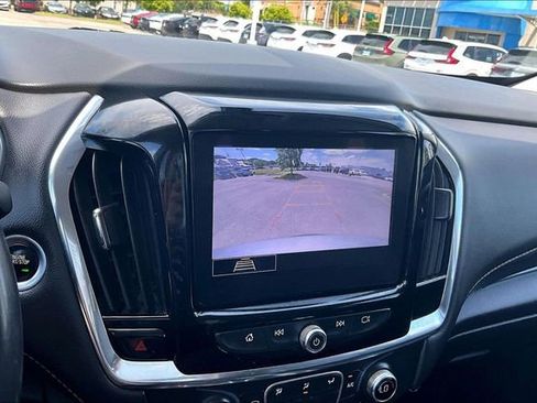 Used 2020 Chevrolet Traverse LT AWD/4WD image 13