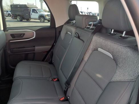 Used 2025 Ford Bronco Sport Badlands AWD/4WD image 14