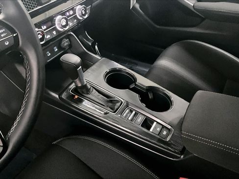Used 2025 Honda Civic Sport image 17