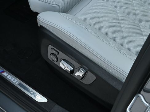 Certified 2026 BMW X6 M60i AWD/4WD image 31