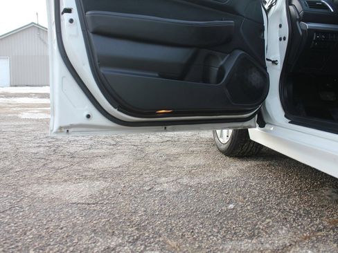 Used 2015 Subaru Legacy 2.5i Premium image 43