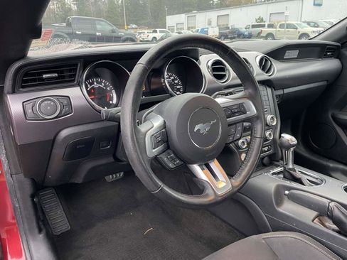 Used 2016 Ford Mustang Coupe image 17