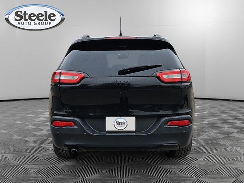 Certified 2016 Jeep Cherokee High Altitude image 4