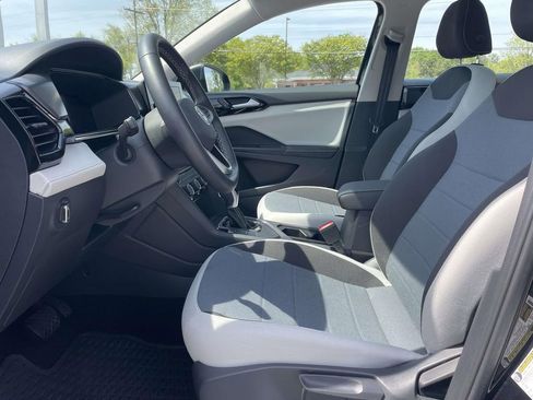 Used 2025 Volkswagen Taos S image 12