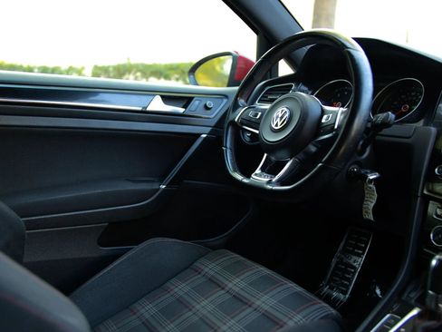 Used 2015 Volkswagen GTI S w/ Lighting Package (SEL) image 35