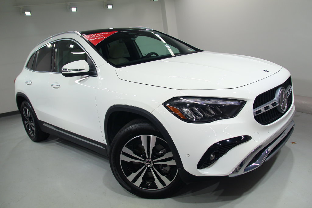 Certified 2026 Mercedes-Benz GLA 250 4MATIC image 11