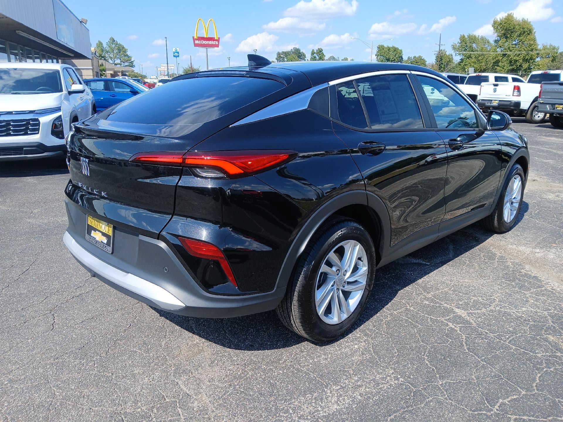 Used 2026 Buick Envista Preferred FWD image 6