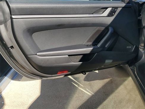 Certified 2021 Porsche 911 Carrera image 18