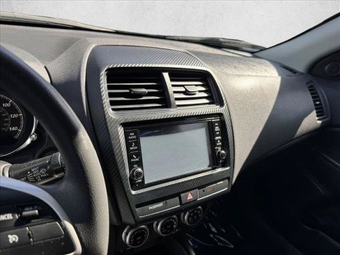 Used 2021 Mitsubishi Outlander Sport ES FWD image 13