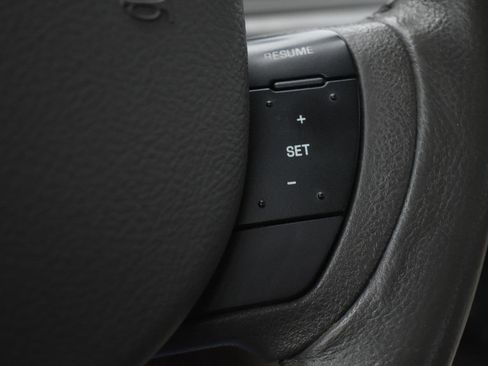 Used 2010 Mercury Grand Marquis LS image 21