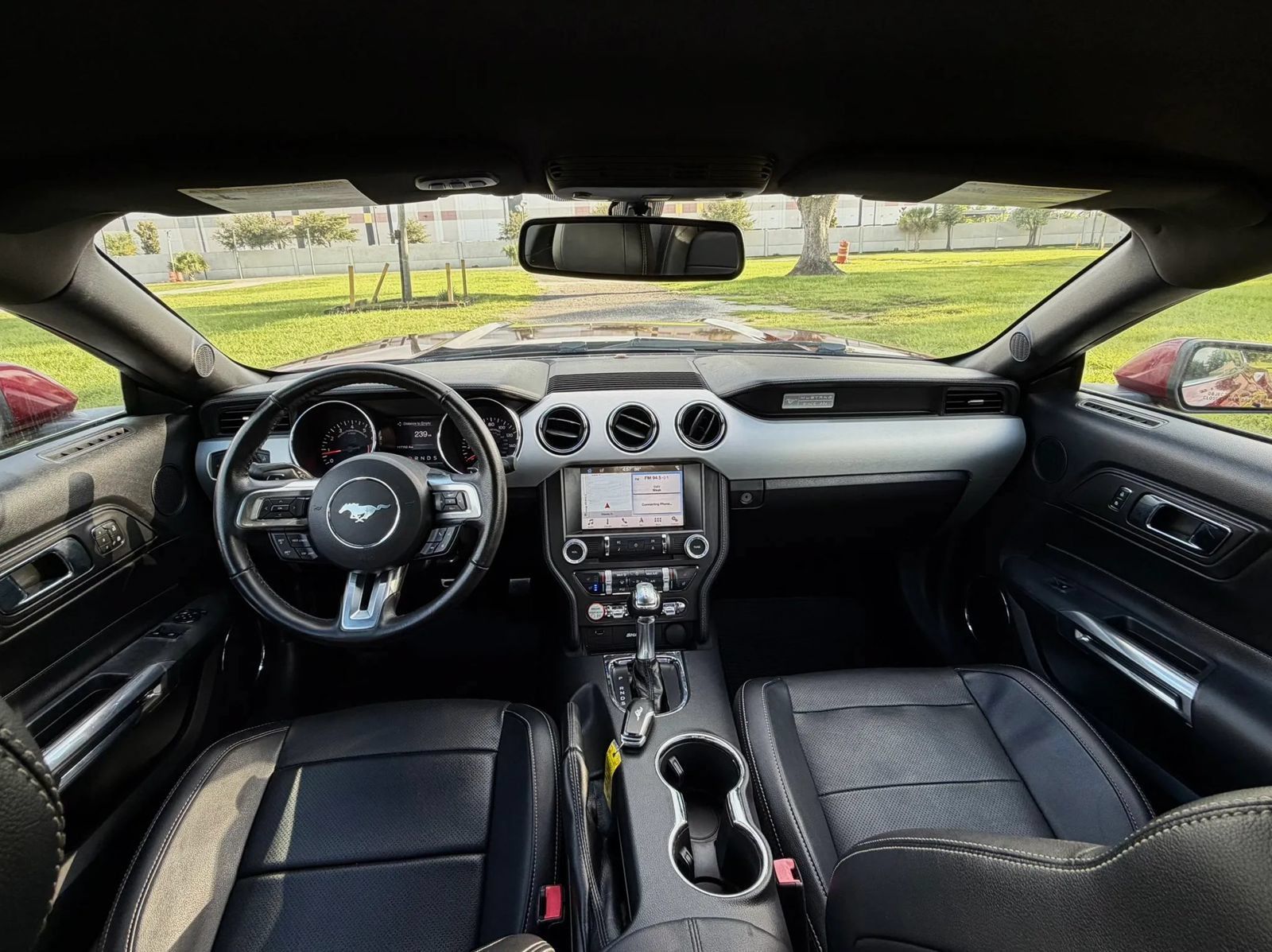 Used 2016 Ford Mustang Premium w/ Equipment Group 201A RWD image 10
