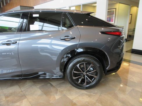 New 2026 Lexus RZ 450e AWD image 4