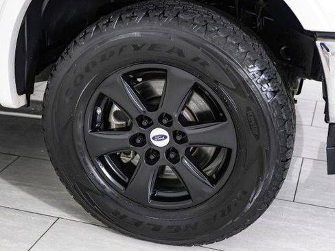 Used 2019 Ford F150 Lariat image 48