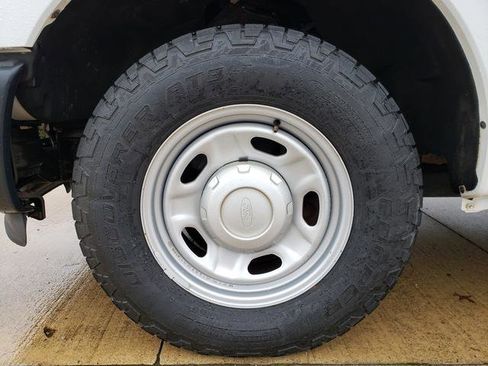 Used 2014 Ford F250 XL w/ Power Equipment Group image 27