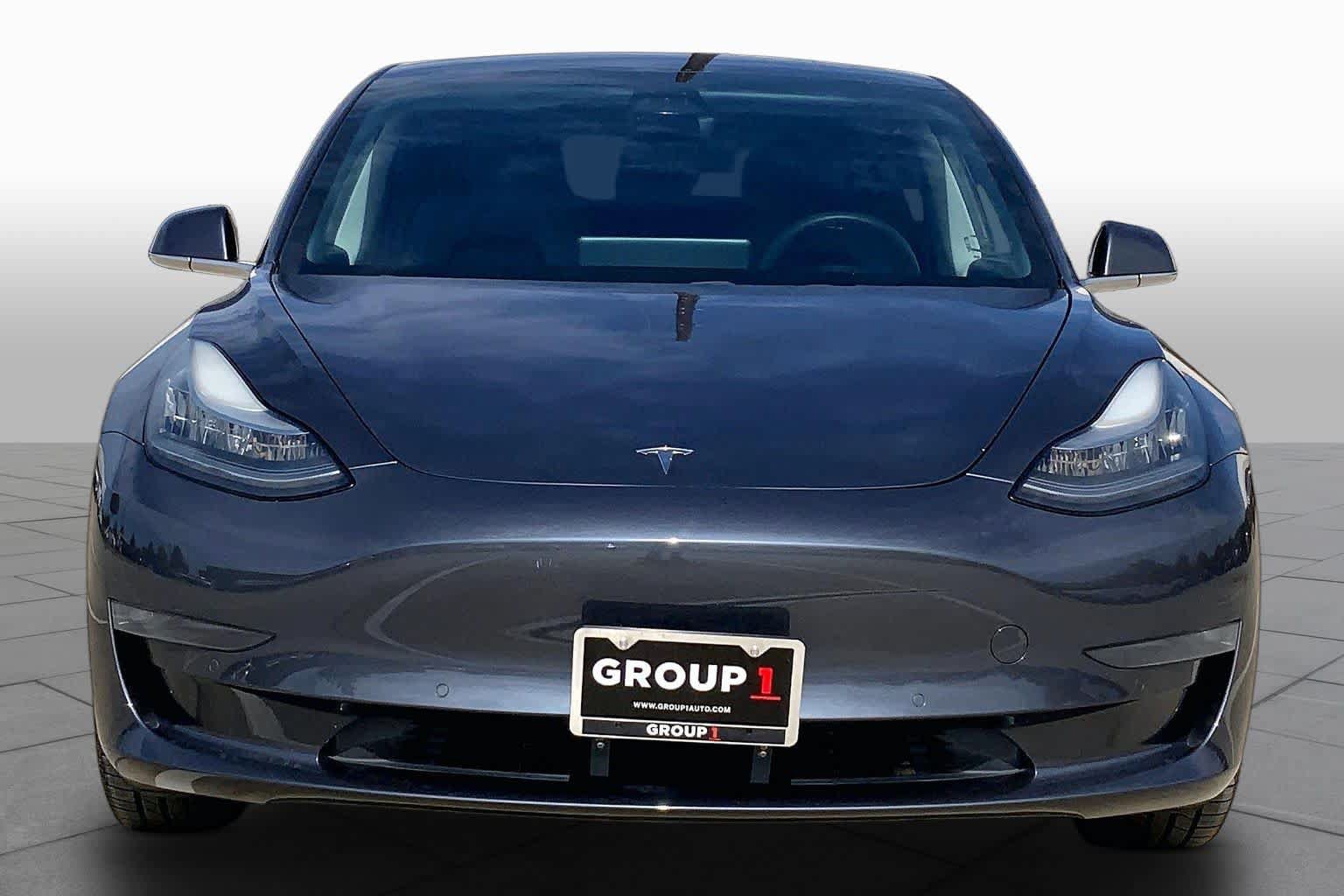 Used 2019 Tesla Model 3 Standard Range Plus RWD image 3