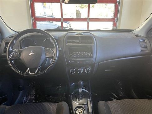 Used 2017 Mitsubishi Outlander Sport ES image 18