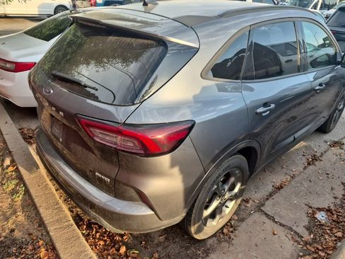 Certified 2024 Ford Escape ST-Line AWD/4WD image 14