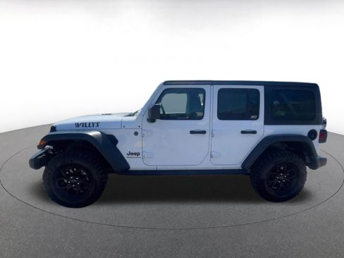 Used 2025 Jeep Wrangler Unlimited Sport AWD/4WD image 9