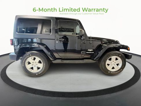 Used 2011 Jeep Wrangler Sahara w/ Dual Top Group AWD/4WD image 8