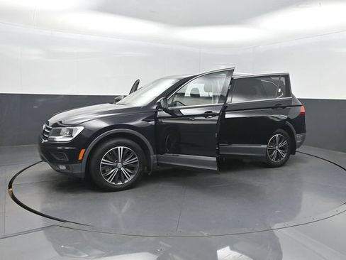 Used 2019 Volkswagen Tiguan SEL FWD image 31