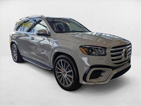 New 2025 Mercedes-Benz GLS 580 4MATIC image 6