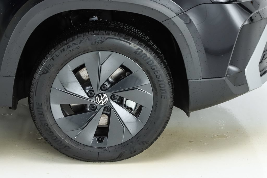 New 2026 Volkswagen Taos S FWD image 14