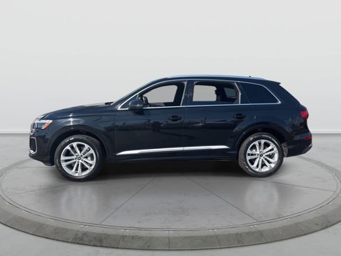 Used 2025 Audi Q7 3.0T Premium Plus AWD/4WD image 4