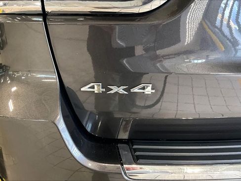 Used 2019 Jeep Grand Cherokee Limited AWD/4WD image 31