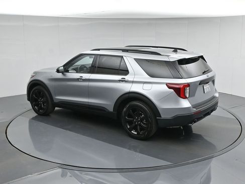Used 2023 Ford Explorer ST-Line w/ Class IV Trailer Tow Package image 46