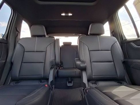 New 2026 GMC Acadia Elevation w/ Elevation Premium Package FWD image 29