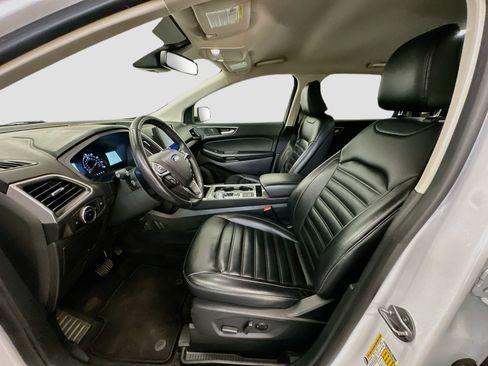 Used 2024 Ford Edge SEL AWD/4WD image 13