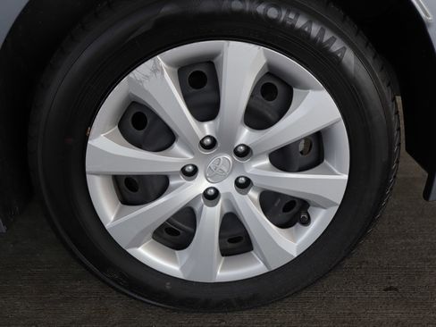 Used 2023 Toyota Corolla LE FWD image 23
