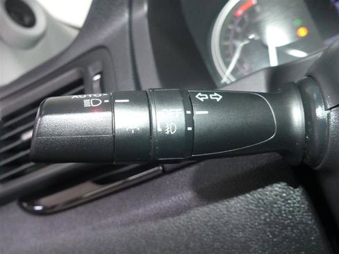 Used 2018 Honda Pilot Elite image 36