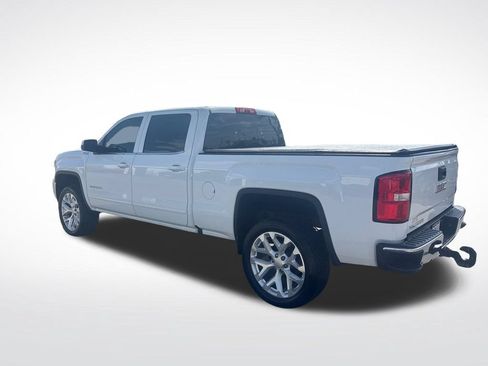 Used 2017 GMC Sierra 1500 SLE w/ SLE Fleet Preferred Package AWD/4WD image 3