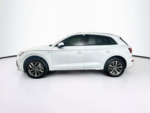 Used 2023 Audi Q5 2.0T Premium w/ Convenience Package AWD/4WD image 4