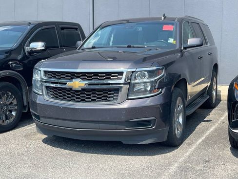 Used 2018 Chevrolet Tahoe LT AWD/4WD image 2