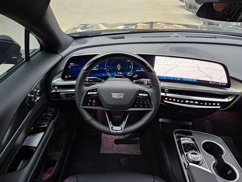 New 2026 Cadillac Lyriq Luxury image 14